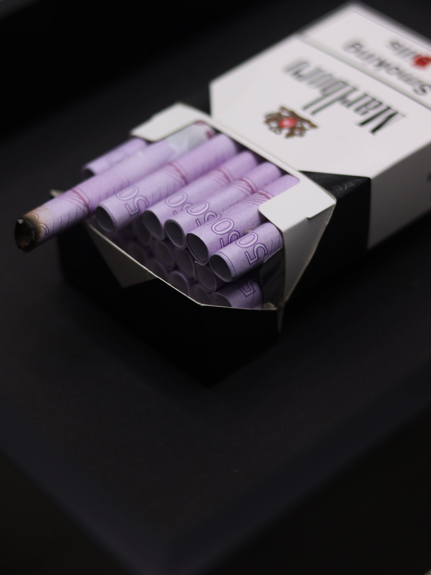 Smoking Bills - EURO (Black)